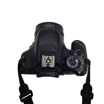 Aparat foto DSLR Canon EOS 600D, obiectiv 50mm AF 3
