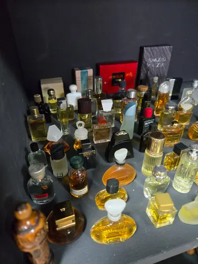 Colecție de parfumuri – Miniaturi vintage & clasice