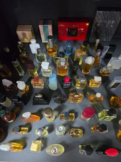 Colecție de parfumuri – Miniaturi vintage & clasice 2