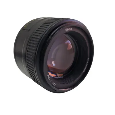 Obiectiv         Nikon 85mm 1:1.8G - Obiectiv AF-S NIKKOR 3