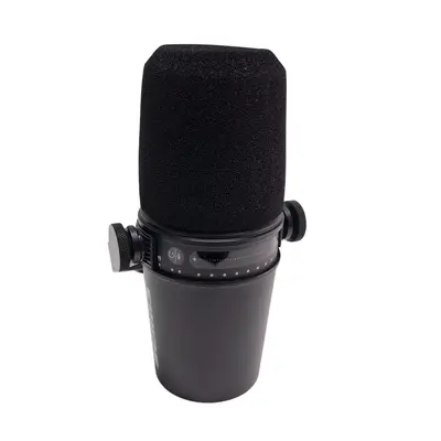 Microfon Shure MV7 Podcast Negru + cablu 3