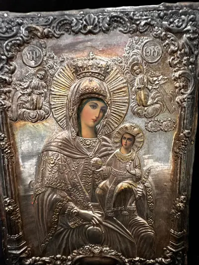 Icoana reprezentare a Maicii Domnului cu Pruncul 4