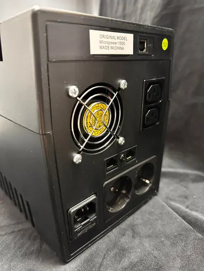 Unitate neîntreruptibilă (UPS) din seria SPS PRO 2