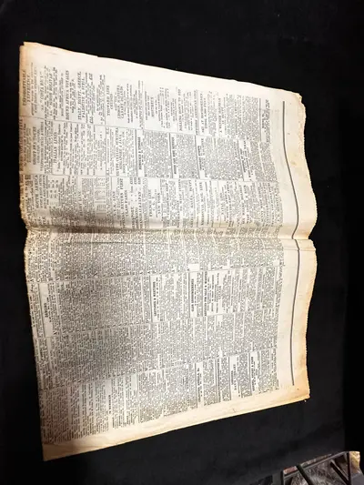 Ziar britanic The Daily Telegraph din data de vineri, 11 decembrie 1936 2