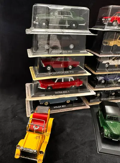 Colectie de 19 machete auto 2