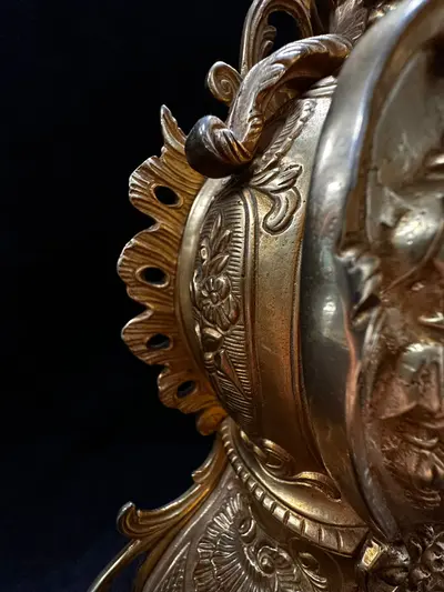 Ceas de șemineu (mantel clock) realizat în stil Rococo 4