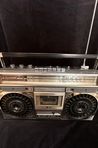 Radiocasetofon Stereo Portabil Iconic Sharp GF-6060 2