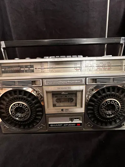 Radiocasetofon Stereo Portabil Iconic Sharp GF-6060 3