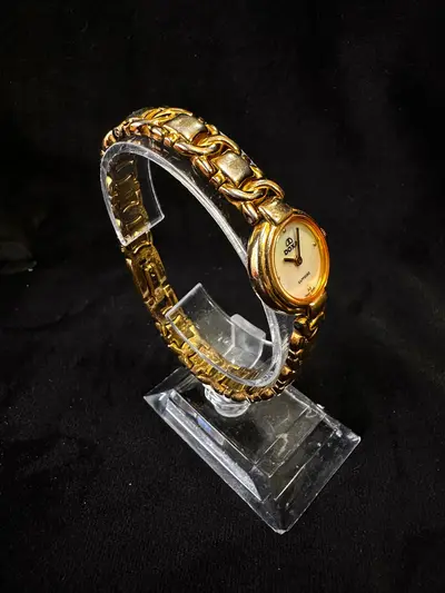 Ceas DOXA SWISS MADE cu cristal sapphire