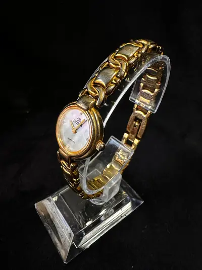 Ceas DOXA SWISS MADE cu cristal sapphire 3