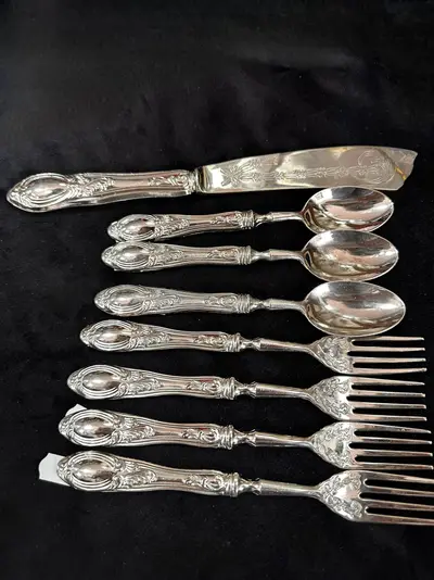 Set de tacâmuri vintage realizat din argint 800 2