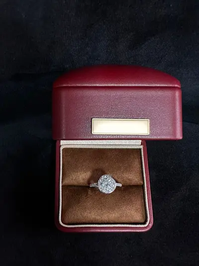 Inel aur alb 18K cu diamant natural central + halo diamante (VVS) – certificat gemologic 3