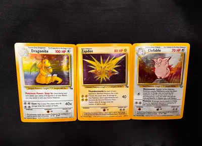 Set 3 cărți Pokémon vintage holografice – Dragonite, Zapdos, Clefable (ediție originală)