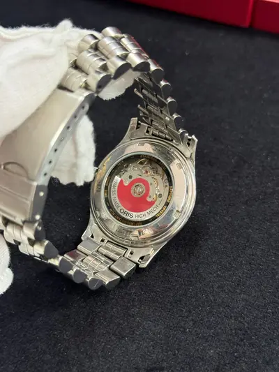 Oris Classic, 37mm, suflat cu aur 18k, Eta 2824 2