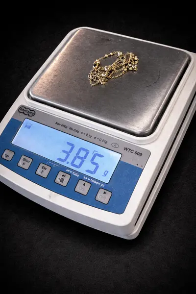 Lant dama aur 14k stanta(585) 2