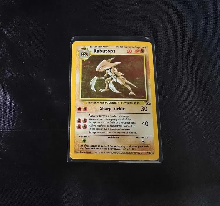 Carte Pokémon Kabutops vintage holografic