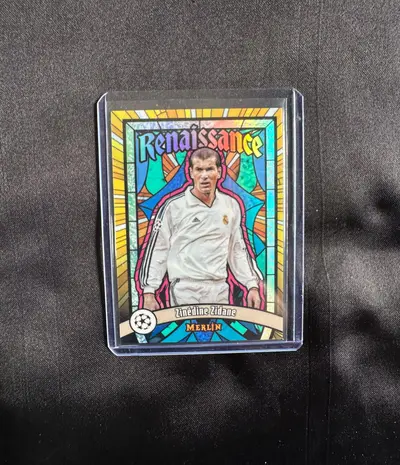 Cartonaș de colecție cu Zinedine Zidane - Real Madrid - Topps Chrome F1 2024 - Ediție Limitată 35/50